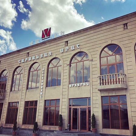 Vale Hotel&Restaurant Complex Ghiumri Exterior foto